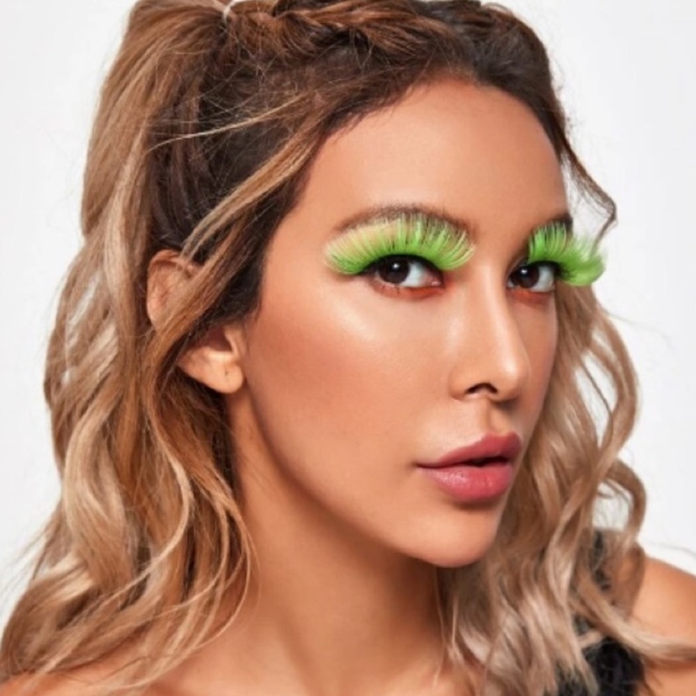 Festival false lashes